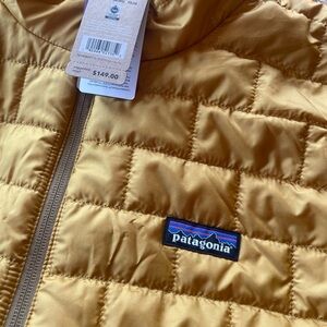 Patagonia Buckwheat Gold Puffer Vest